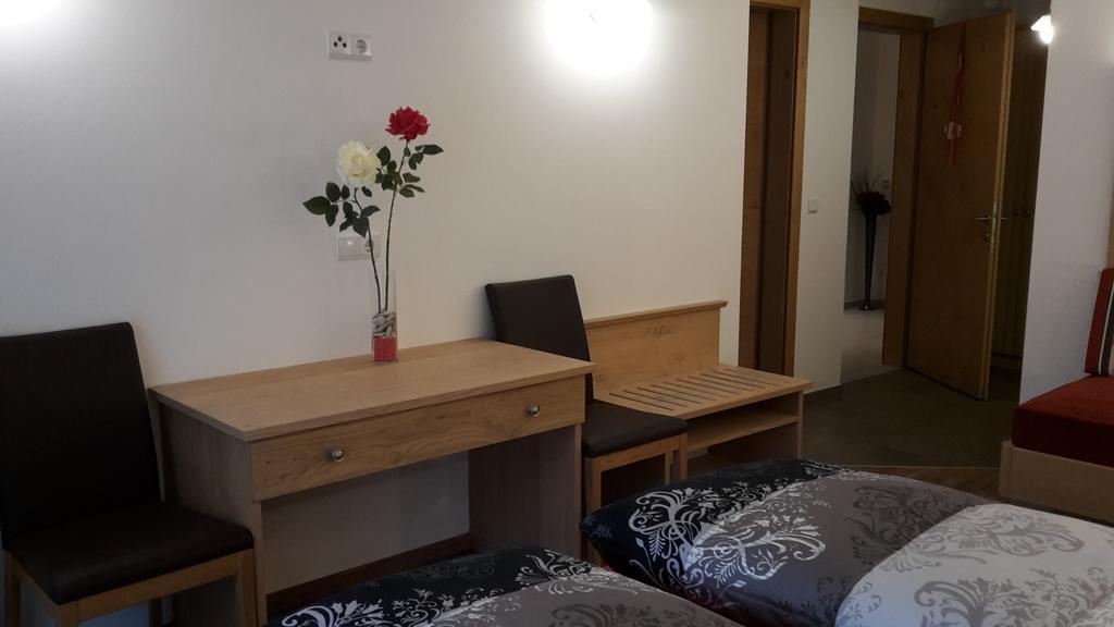Apartament Haus Talblick Graun im Vinschgau Zewnętrze zdjęcie